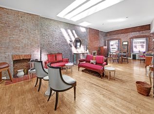 318 W 14th St APT 4, New York, NY 10014