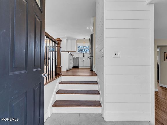 4th image of 38 Alan Terrace