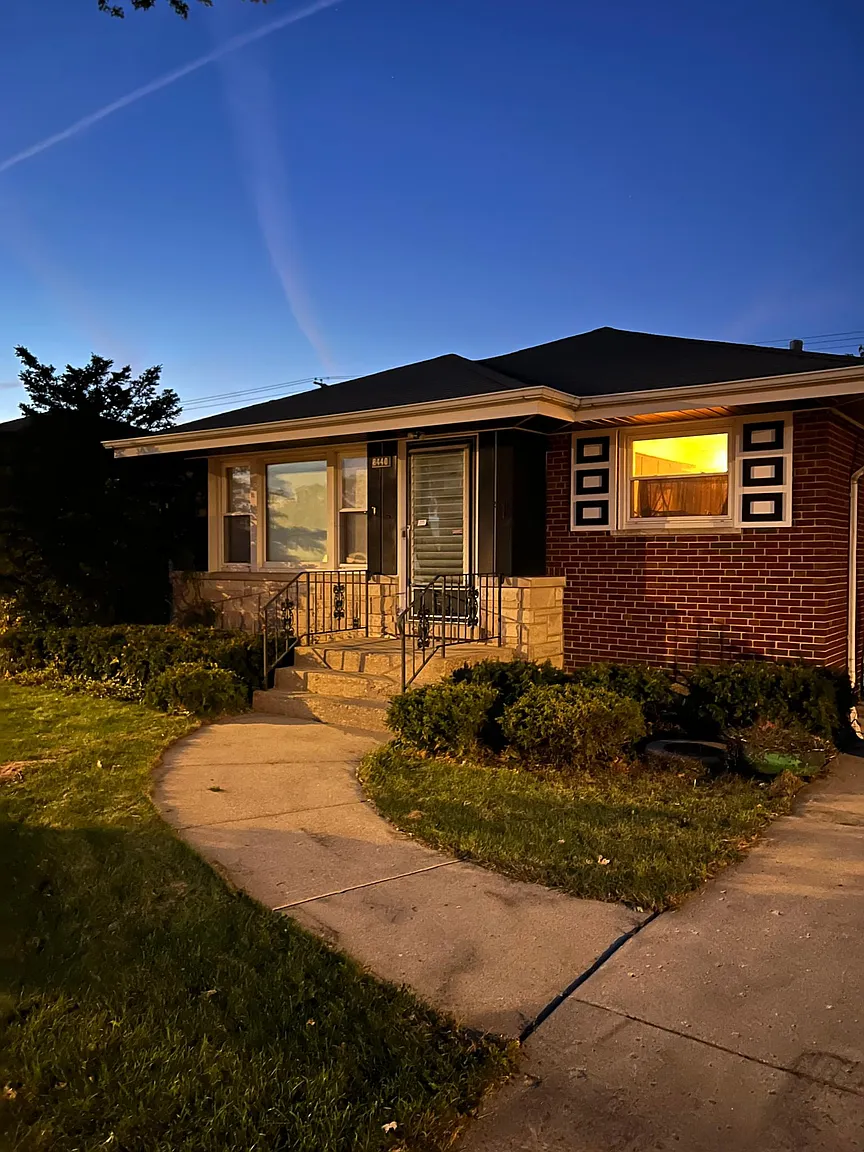 8440 W Agatite Ave photo 1