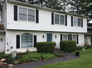 277 Peace Ridge Rd, Harpers Ferry, WV 25425