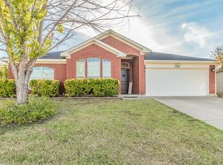 1009 Andrew St, Burleson, TX 76028