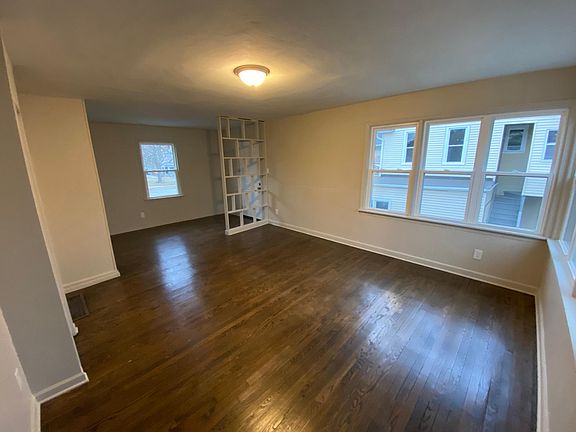 2nd image of 100 W 19th St #Penthouse
