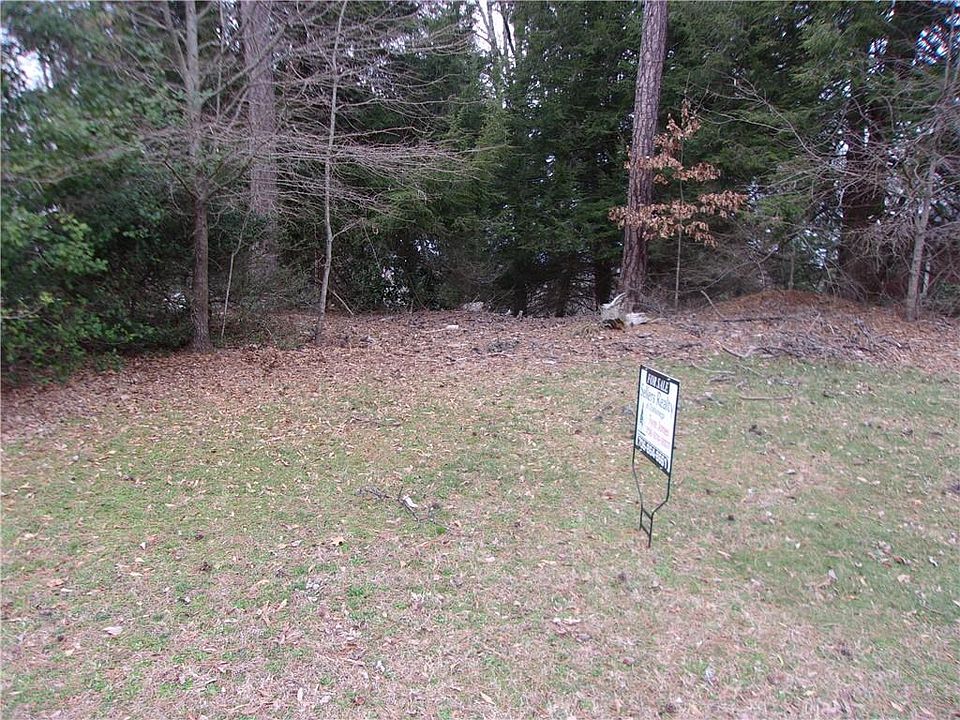 2nd image of 580 Mountain View Cir Lot 3