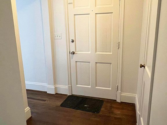 4th image of 1545 Rugby Ave