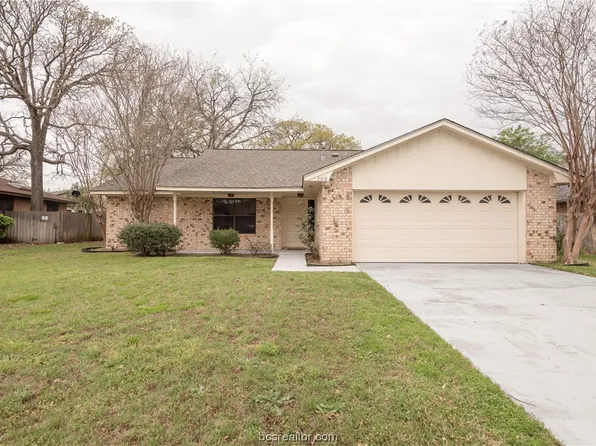 2818 Jennifer Dr, College Station, TX 77845