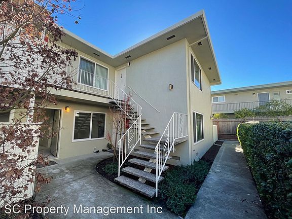 4th image of 1307 Palos Verdes Dr #8
