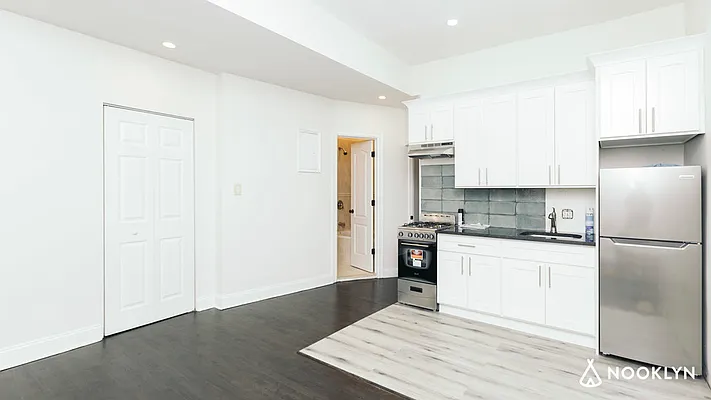 Rented by Nooklyn NYC LLC | media 4