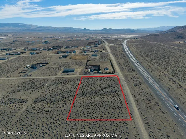 1470 W 8th St, Silver Springs, NV 89429