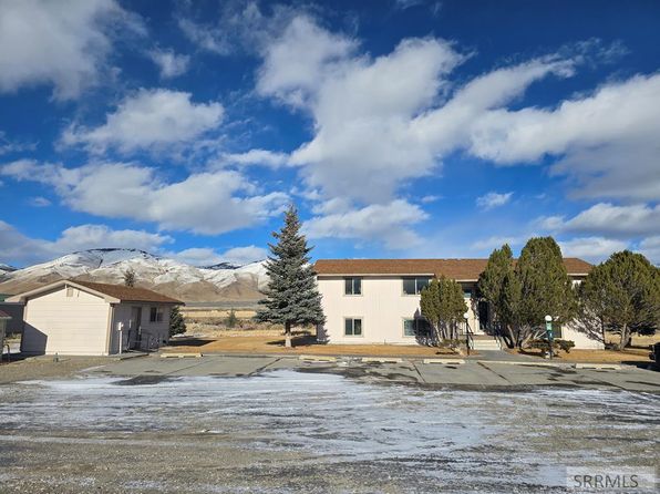 171 N Railroad St, Leadore, ID 83464