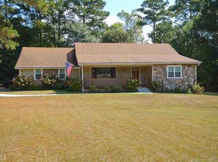 110 Allenwood Rd, Fayetteville, GA 30214