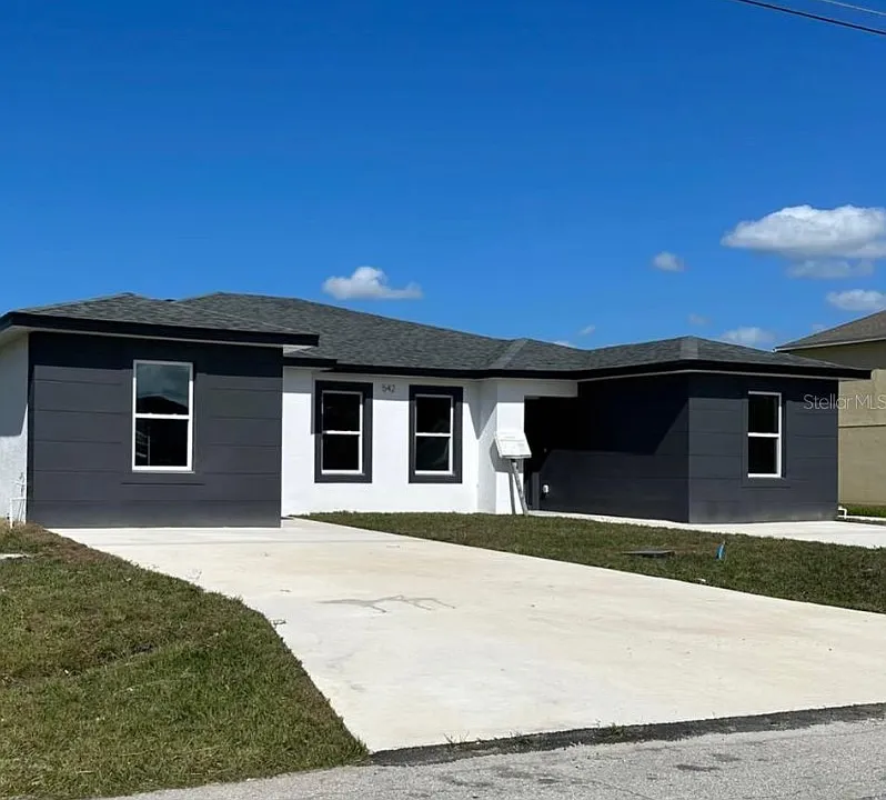 542 Kilimanjaro Dr #B