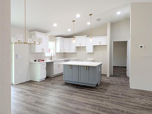 4th image of 7217 Hemlock Loop