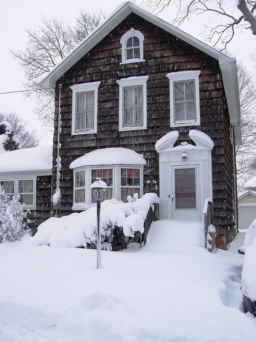 31 Home St photo 1