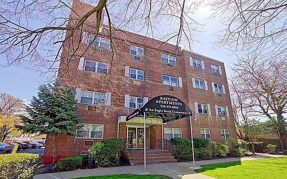 2nd image of 125 S Bayview Ave APT 1E