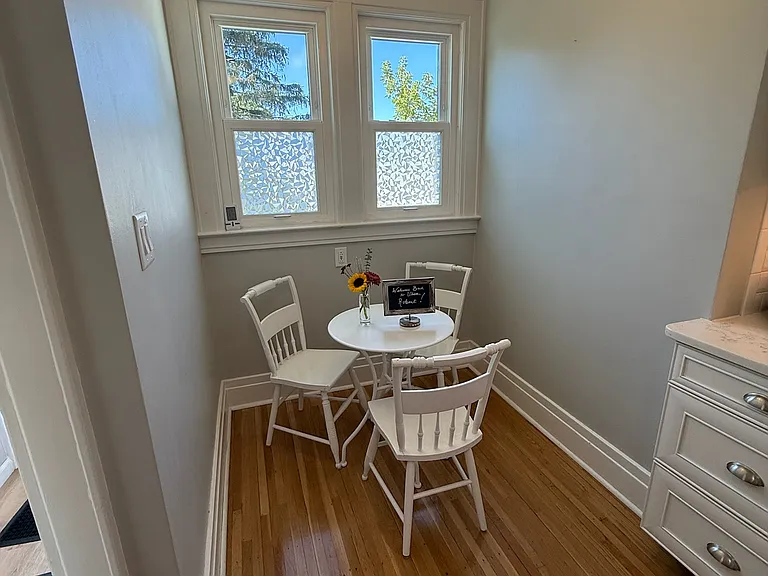 1804 Storrs Ave — Photo 15