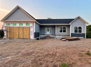 27 Trillium Dr, Quispamsis, NB E2E0K9