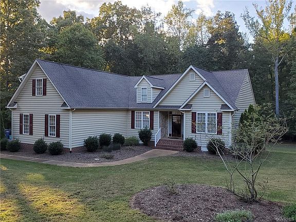 3rd image of 1638 Olmstead Dr