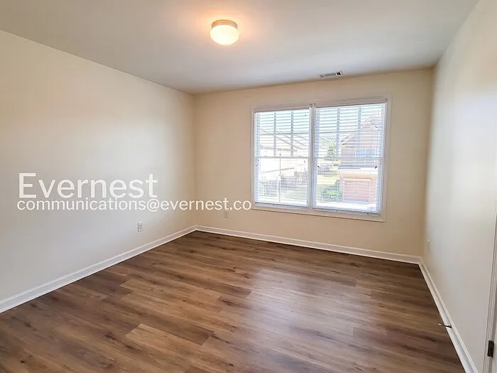 4926 Berkeley Oak Cir — Photo 10