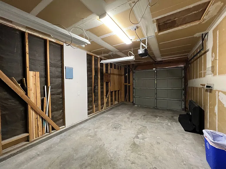 6247 Katella Ave — Photo 24