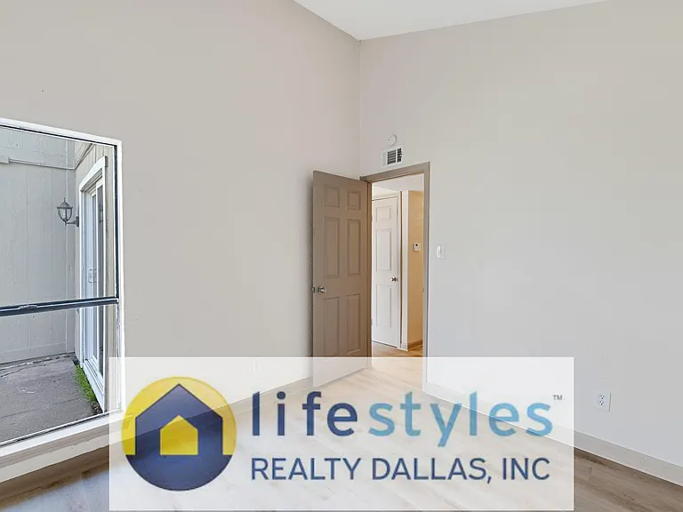 9456 Culberson St — Photo 10