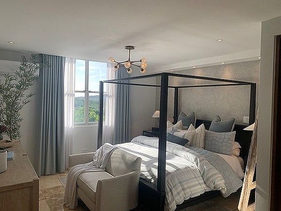 4th image of 270 Avenue San Ignacio #12508