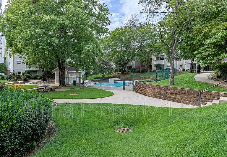 2601 Duncan Chapel Rd #J202 — Photo 21