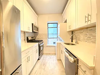 Rented by Bizzarro Agency