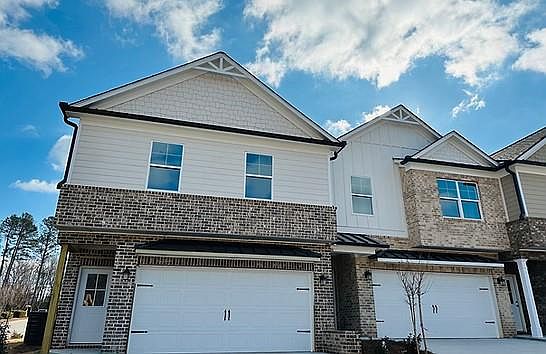 1st image of 37 Creekside Commons Dr