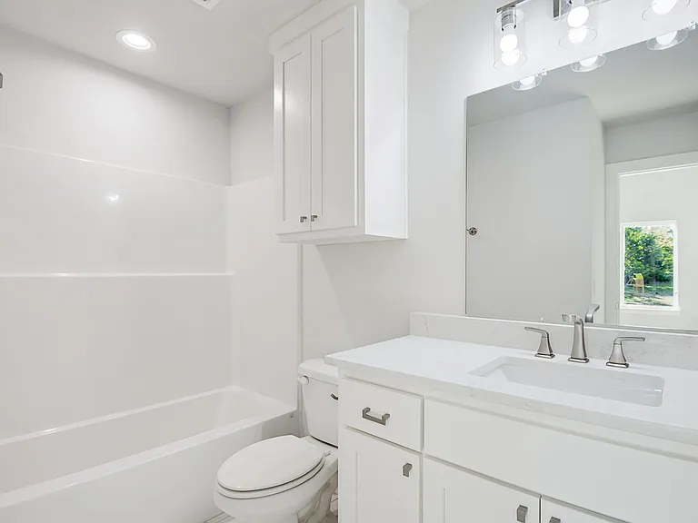 Shared guest bathroom