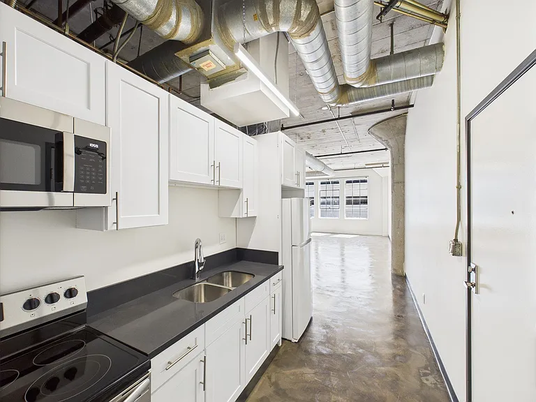 RiverFront live - Work Lofts — Photo 19