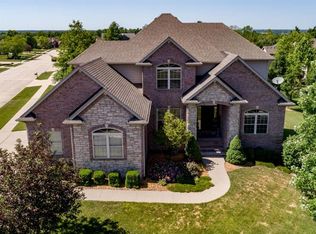 4909 Cochero Ct, Columbia, MO 65203