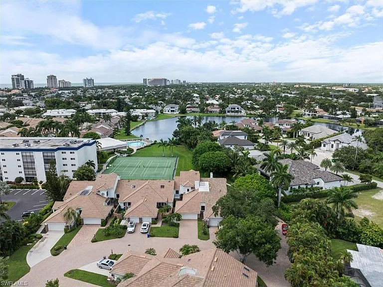 569 Park Shore Dr #G5 — Photo 42