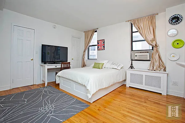 Sold by Halstead Real Estate | media 2