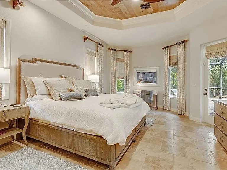 1725 Bonita Ct — Photo 33