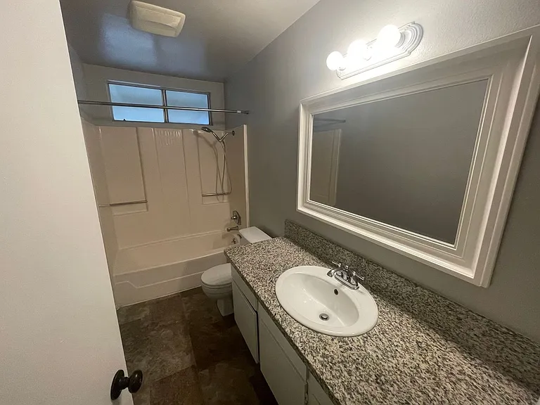 43841 Nathan Dr — Photo 10