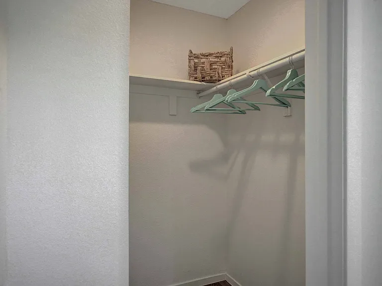 Solstice Apartment Homes — Photo 11