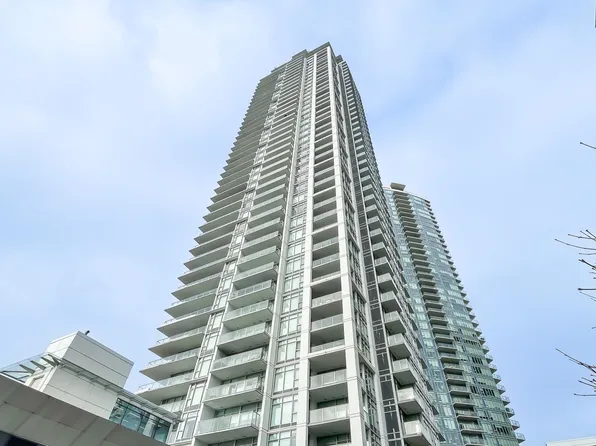 1888 Gilmore Ave #2207, Burnaby, BC V5C 0L2