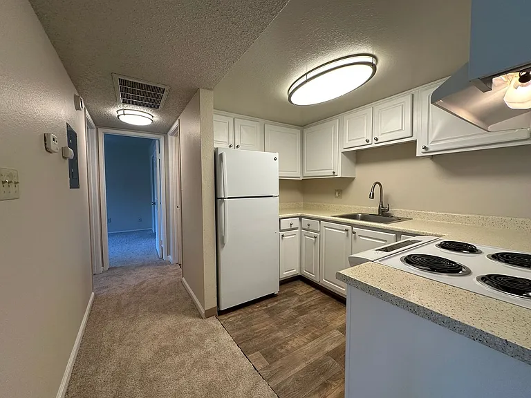 Northridge Terrace Apartments at 4900-4948 Stamas Lane, Fair Oaks California — Photo 72