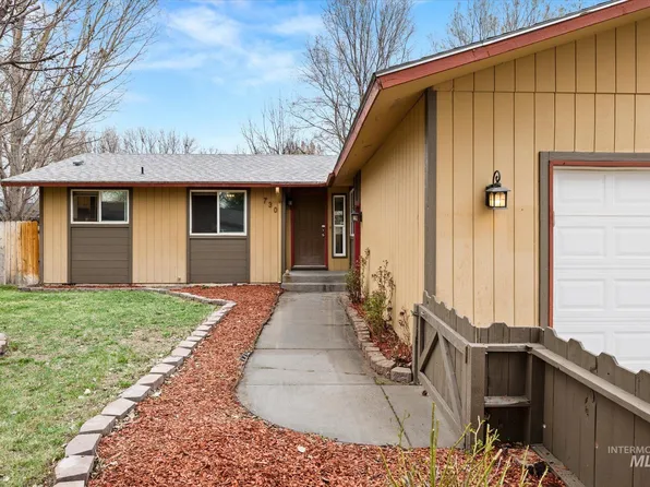 730 W 12 S, Mountain Home, ID 83647