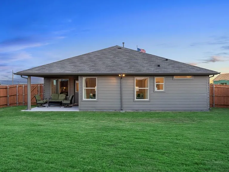 8304 Twisted Pine Way — Photo 28