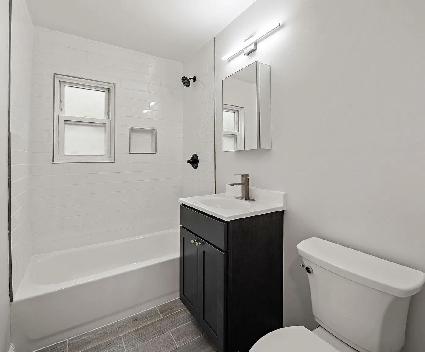Milford Arms Apartments — Photo 2