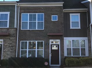 3253 Bending Birch Pl, Charlotte, NC 28206