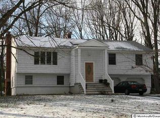 14 Arbach Ln, Manalapan, NJ