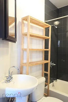 Rented by Rennit Inc. | media 30