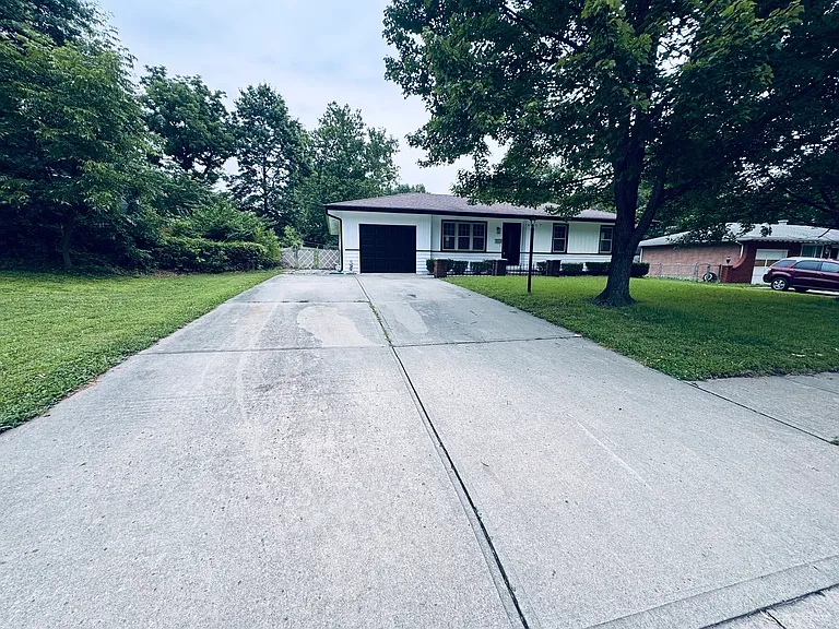6417 N Bellefontaine Ave — Photo 3