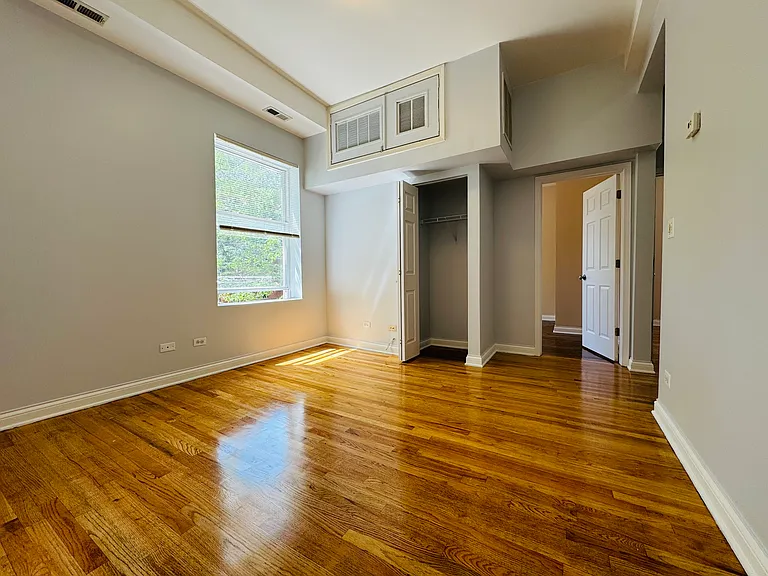 713 S Aberdeen St #2F — Photo 6