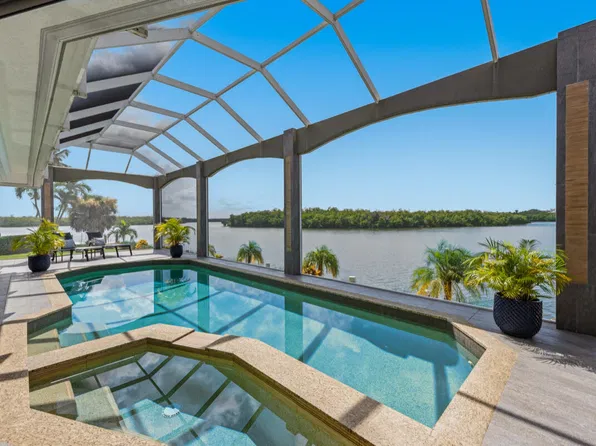 124 Stillwater Ct, Marco Island, FL 34145