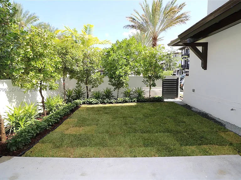 7504 SW 100th St #17 — Photo 21