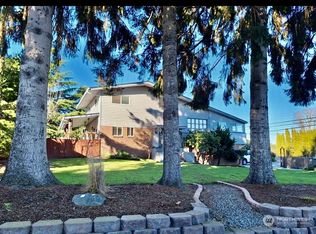 12062 Discovery Dr, Burlington, WA 98233