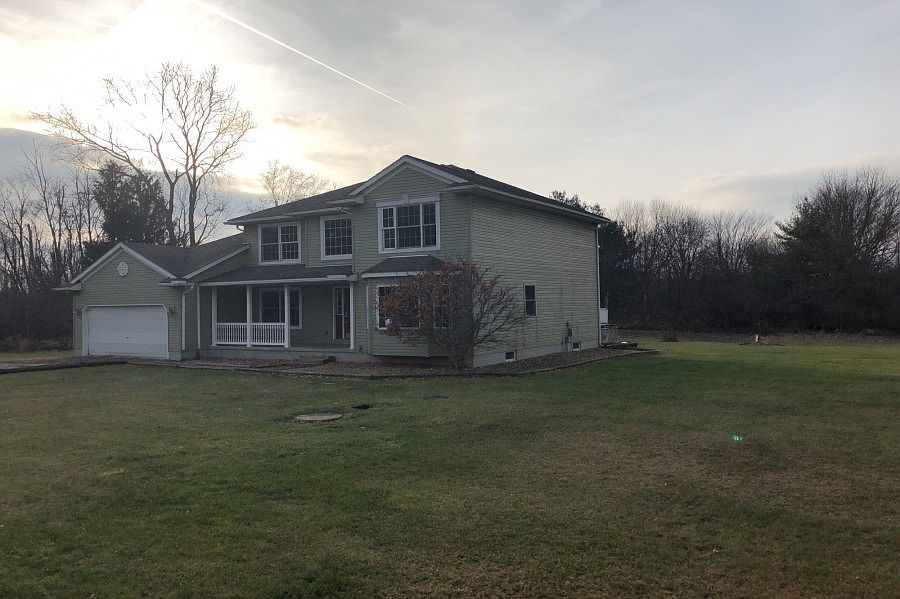 204 Rustic Rook Rd, Willard, OH 44890 Zillow
